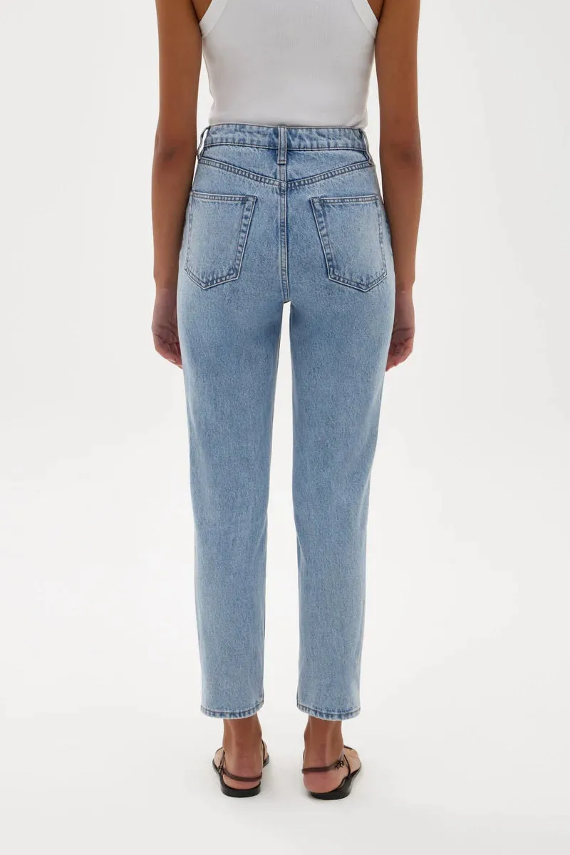 Assembly Label - Signature Slim Jean - Light Stone