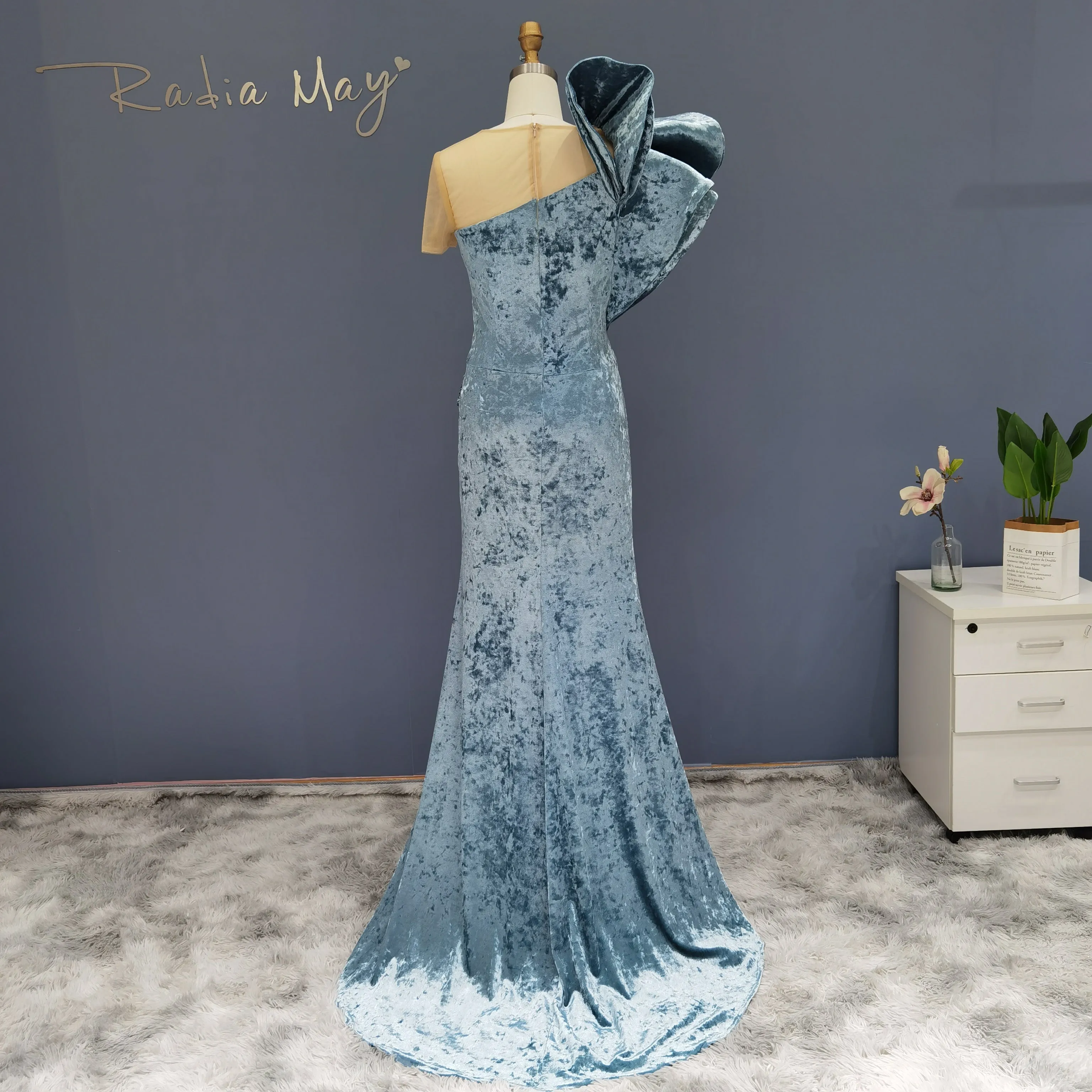 Blue High Slit Velvet Mermaid Cocktail Party Dress RM030