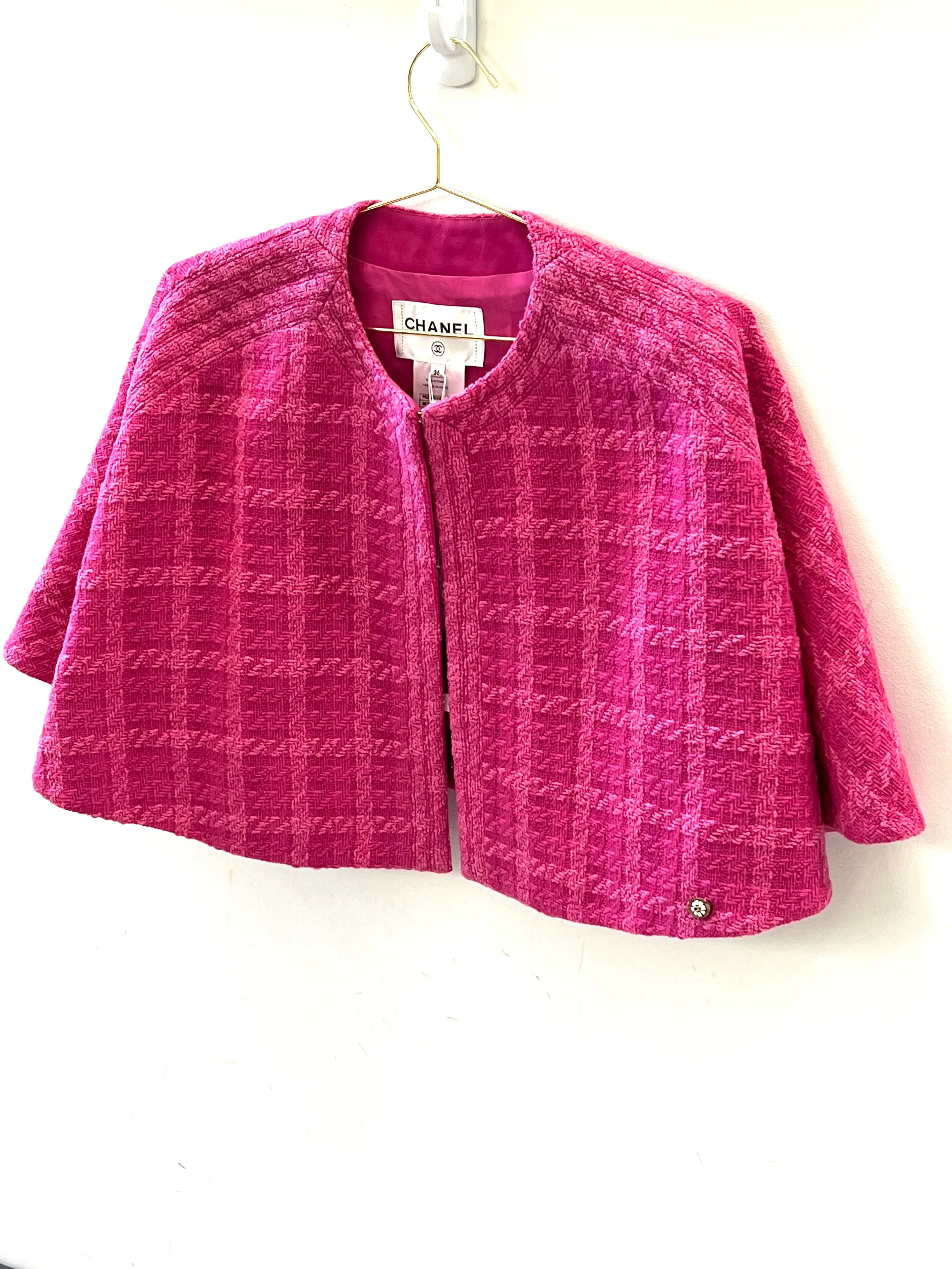 CHANEL CAMELLIA TWEED CAPE JACKET