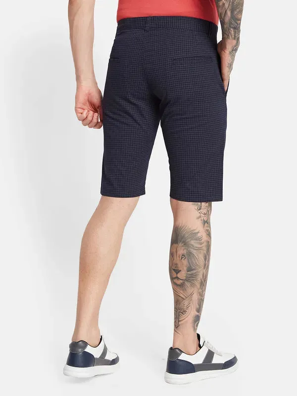 Octave Men Checked Mid-Rise Casual Chino Shorts