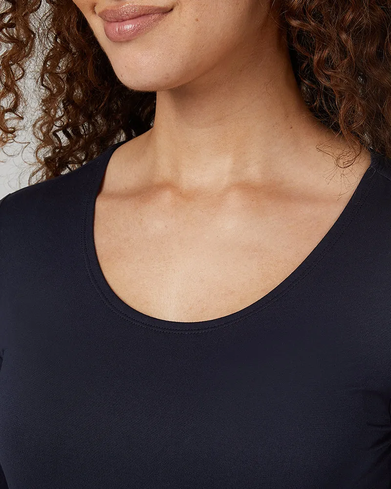 WOMEN'S LIGHTWEIGHT BASELAYER SCOOP TOP